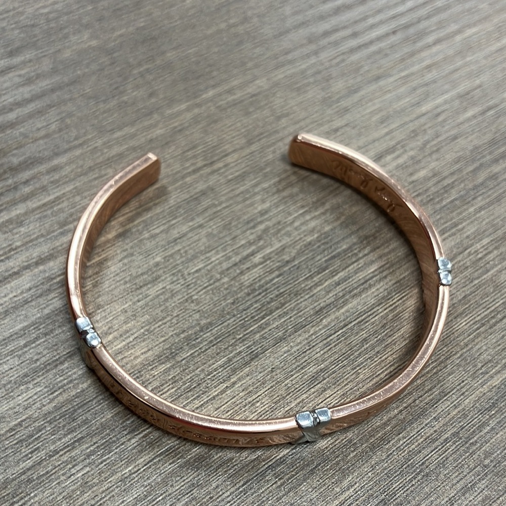 Rose golf bracelet hardly worn